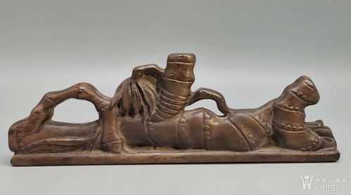 清代木雕文案擺件筆架 花卉藝術(shù)的雅致傳承