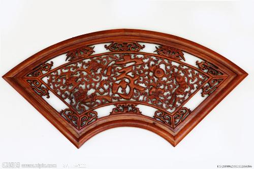 木雕藝術(shù)中的花卉之美 從自然到永恒的綻放